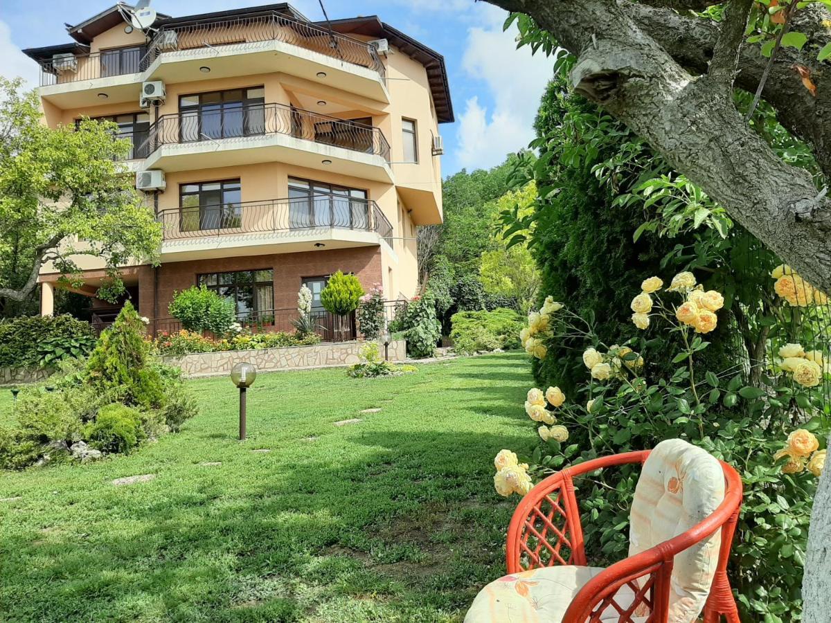 Villa Prolet General-Kantardzhievo Εξωτερικό φωτογραφία
