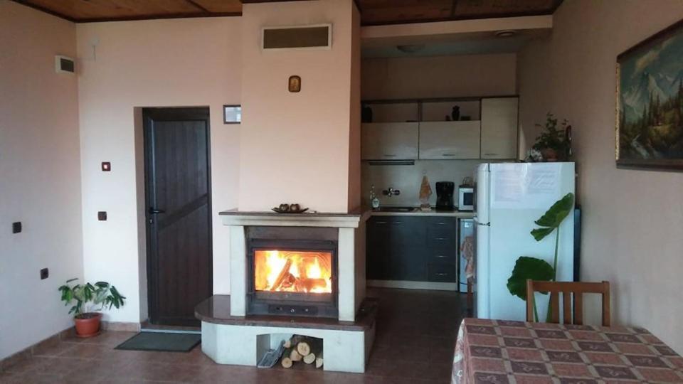 Villa Prolet General-Kantardzhievo Εξωτερικό φωτογραφία